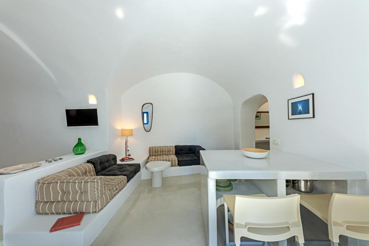 Crown Of Fira Villa Firostefani Luaran gambar