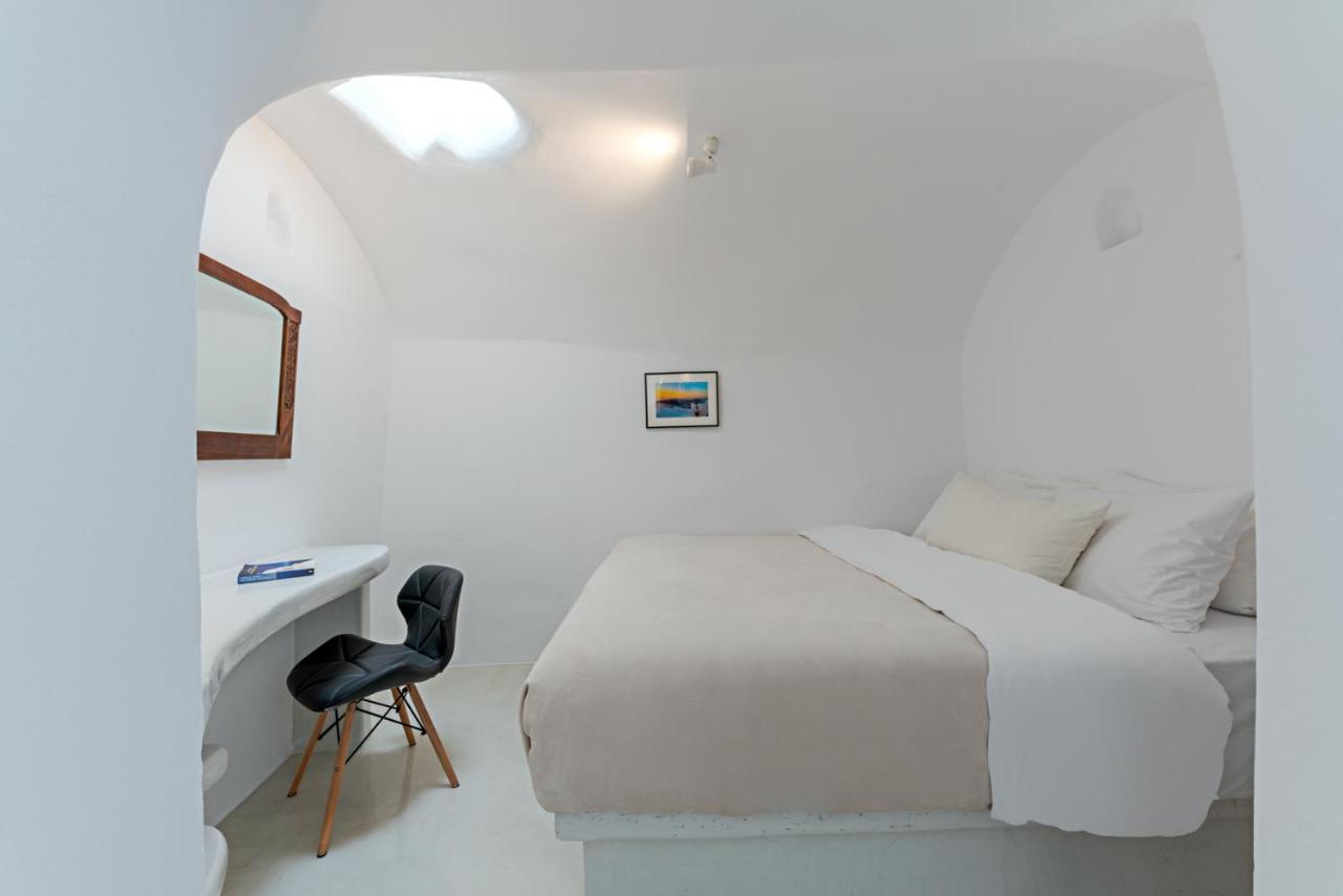 Crown Of Fira Villa Firostefani Luaran gambar